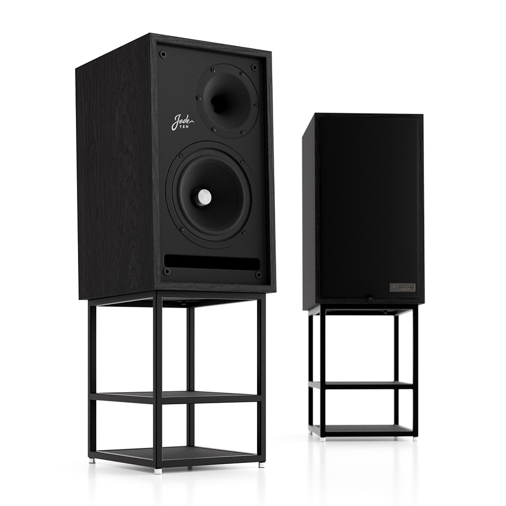 Jade-10-2026-B4-american-walnut-Black-Laq-0