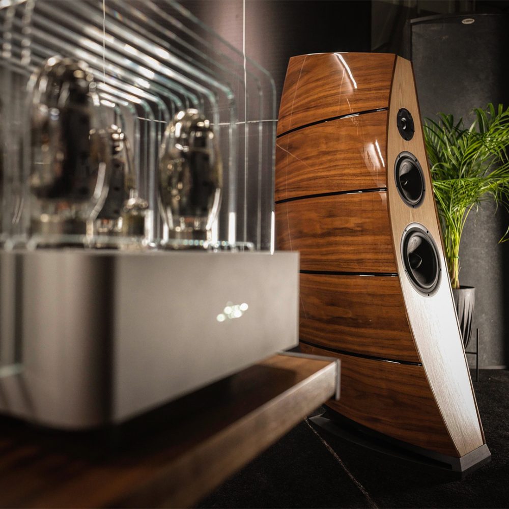 Audio-Video-Show-2025-Pylon-Audio-Amethyst-04