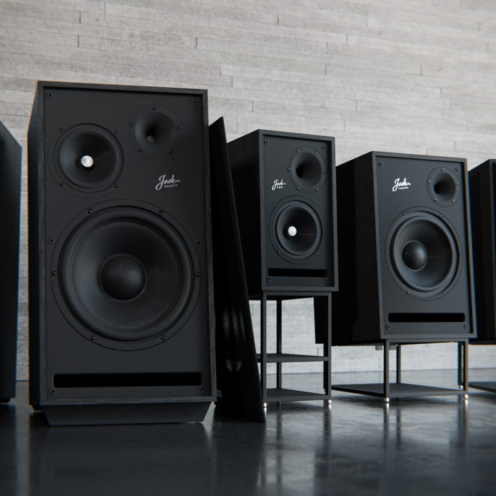 Jade-new-american-walnut-black-laq-0-Pylon-Audio-WWW